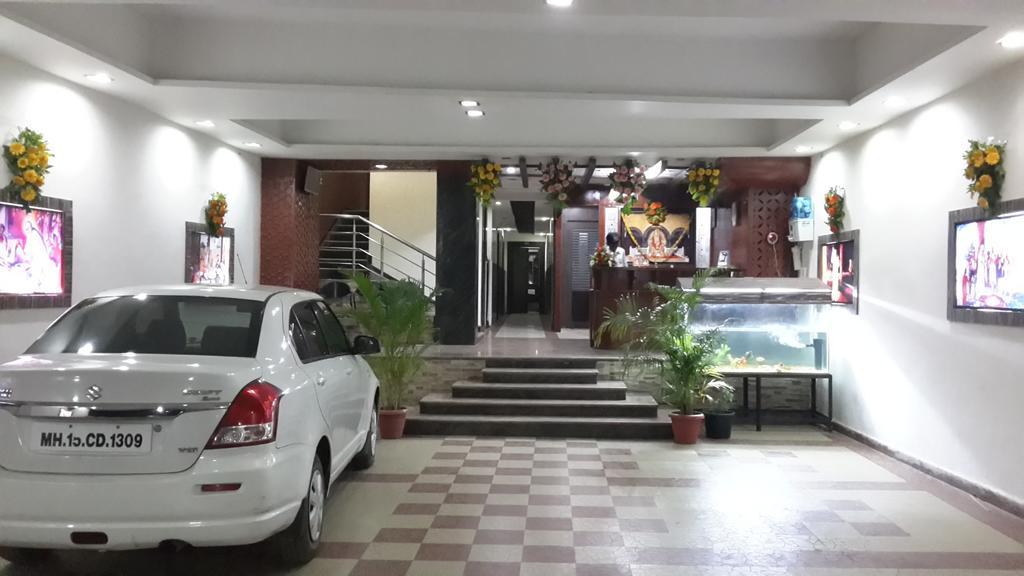 Hotel Sai Galaxy Inn Shirdi Extérieur photo