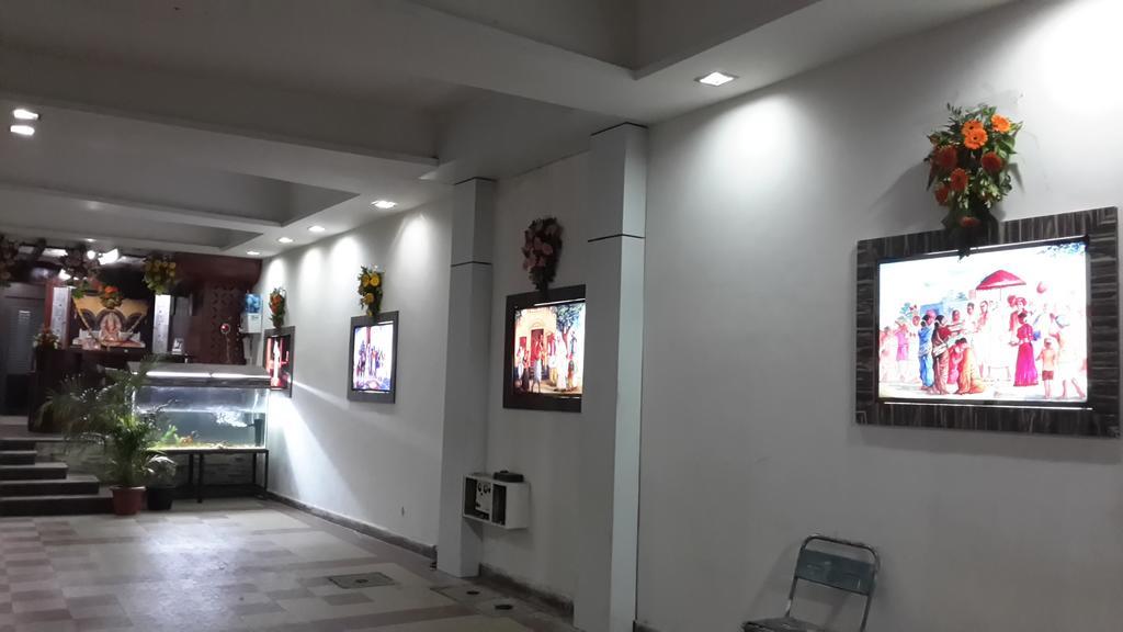 Hotel Sai Galaxy Inn Shirdi Extérieur photo
