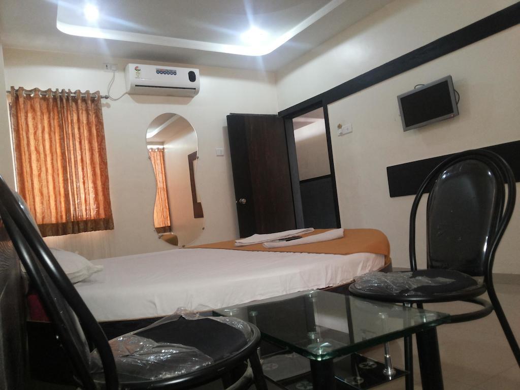 Hotel Sai Galaxy Inn Shirdi Chambre photo