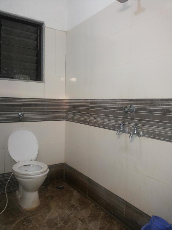 Hotel Sai Galaxy Inn Shirdi Chambre photo